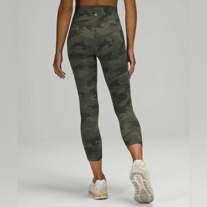 Lululemon Wunder Train High-Rise Crop 23"